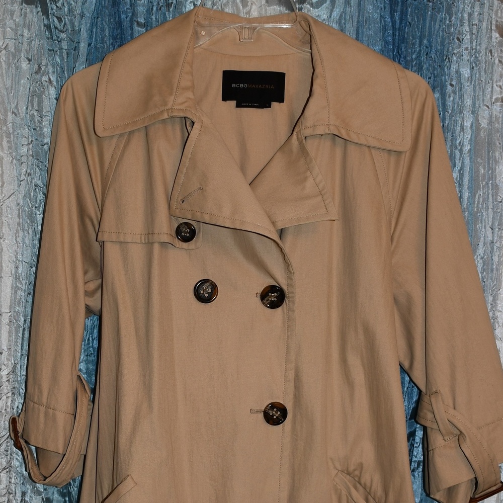 BCBG MaxAzria 3/4 sleeve coat Size Large